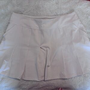 Lilly Pulitzer Luxletic White Skort!